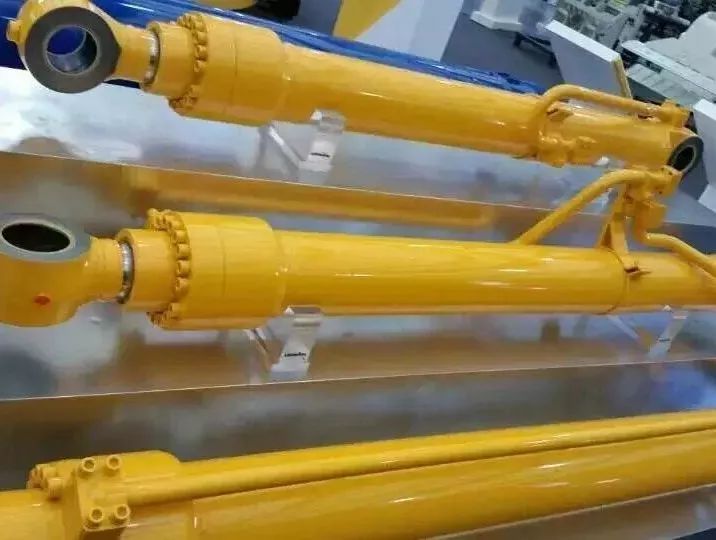 如何運(yùn)用SEO優(yōu)化提升挖掘機(jī)液壓油缸的外貿(mào)營(yíng)銷(xiāo)效果？